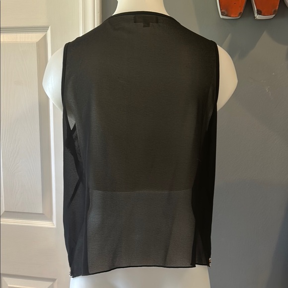 Embellished Sheer Black Sleeveless Top - Picture 6 of 6
